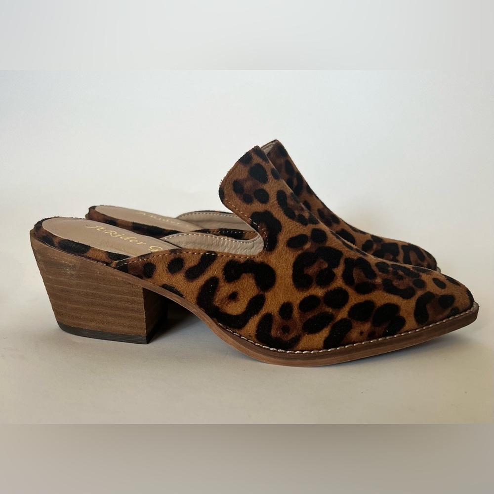 A Rider Girl cheetah/leopard print mules - never worn!